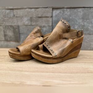 Bed Stu Wedges